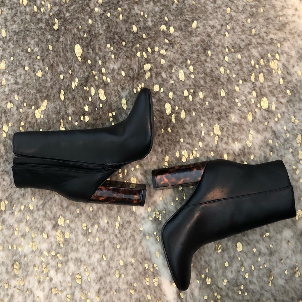 Tortoiseshell booties
